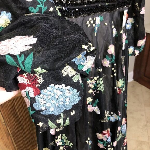 Mac Duggal 79361 EMBROIDERED BISHOP SLEEVE V NECK GOWN Black Multi Sz 6 - $798 - Picture 6 of 15